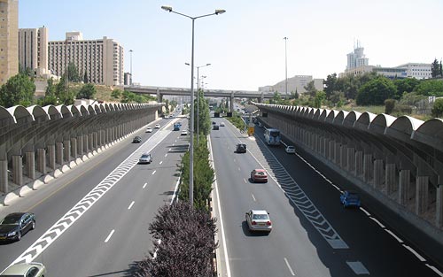 Begin Expressway, Jerusalem