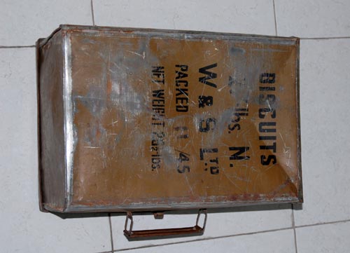 Tinplate suitcase from POW camp